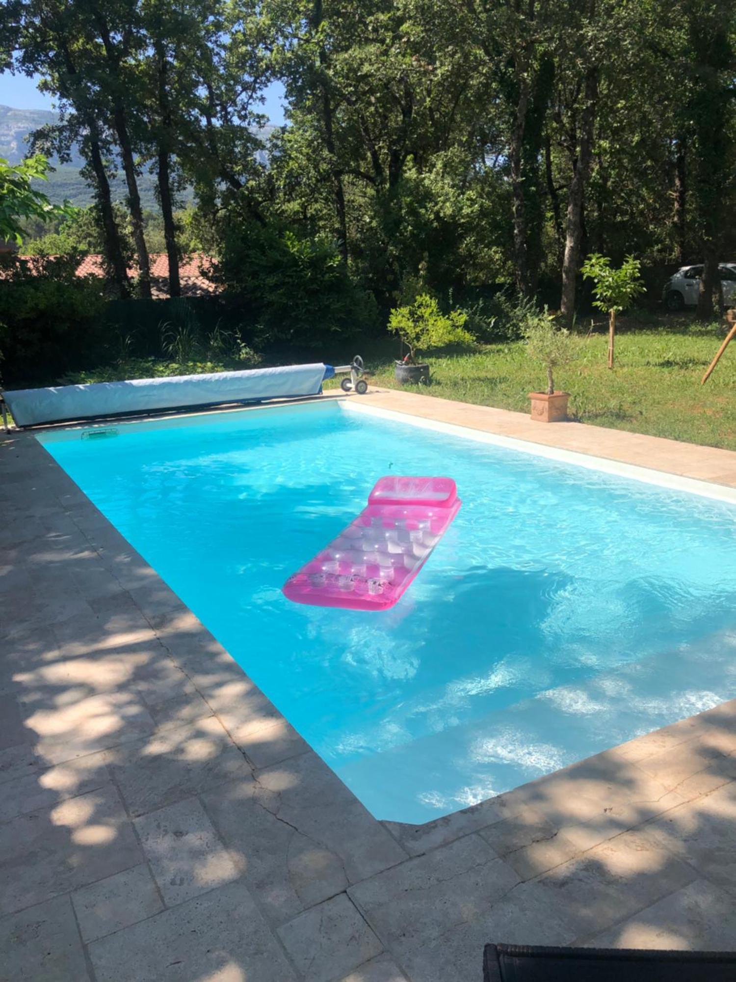 Dependance Individuelle Apartment Nans les Pins Bagian luar foto